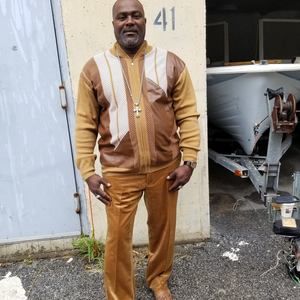 Meet your Posher, Ronnie